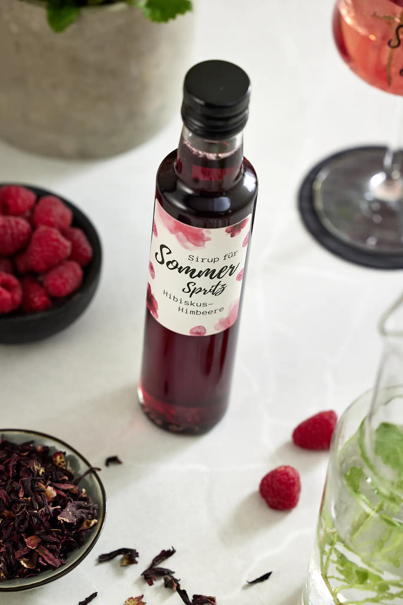 Sommer-Spritz-Sirup "Hibiskus & Himbeere"