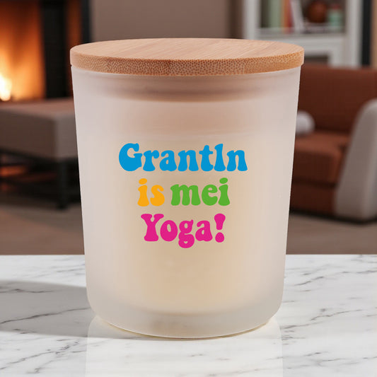 Duftkerze "Grantln is mei Yoga!" - meinherzschlag.de
