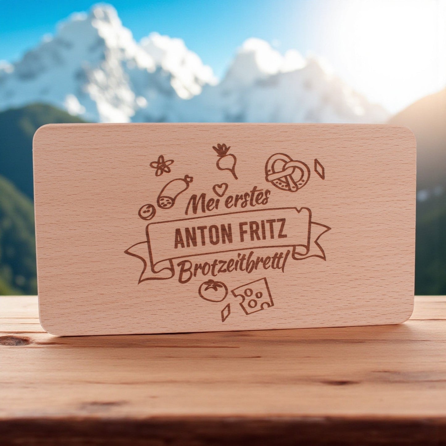 Brotzeitbrettl "Mei erstes Brotzeitbrettl" mit Wunschname - meinherzschlag.de