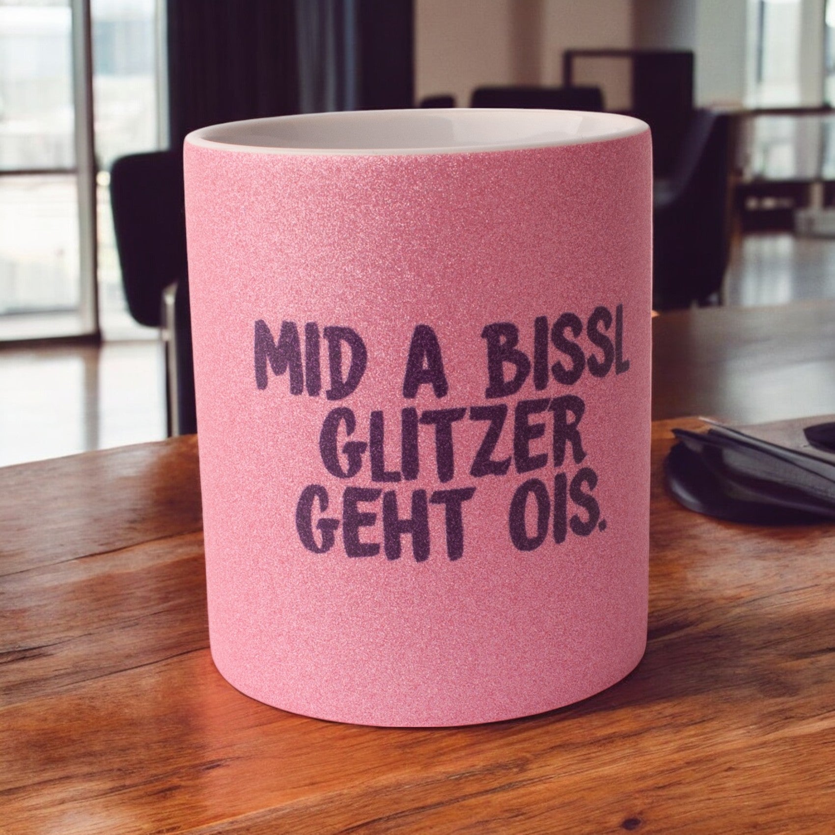 Glitzertasse "Mid a bissl Glitzer geht ois."