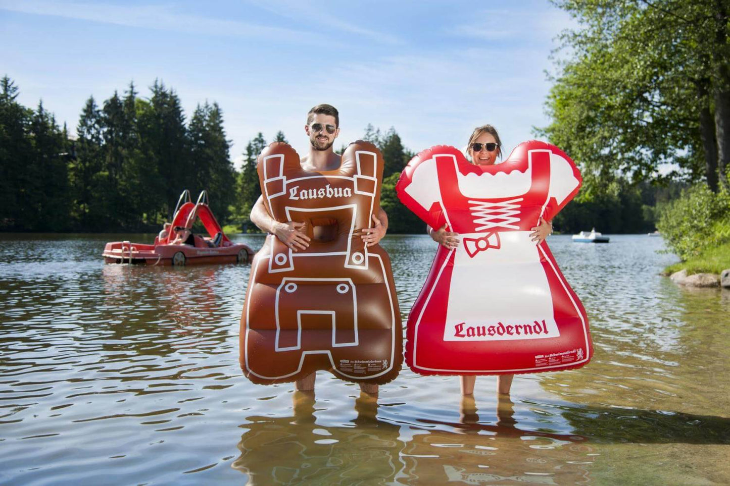Aufblasbares Schwimmdirndl - meinherzschlag.de