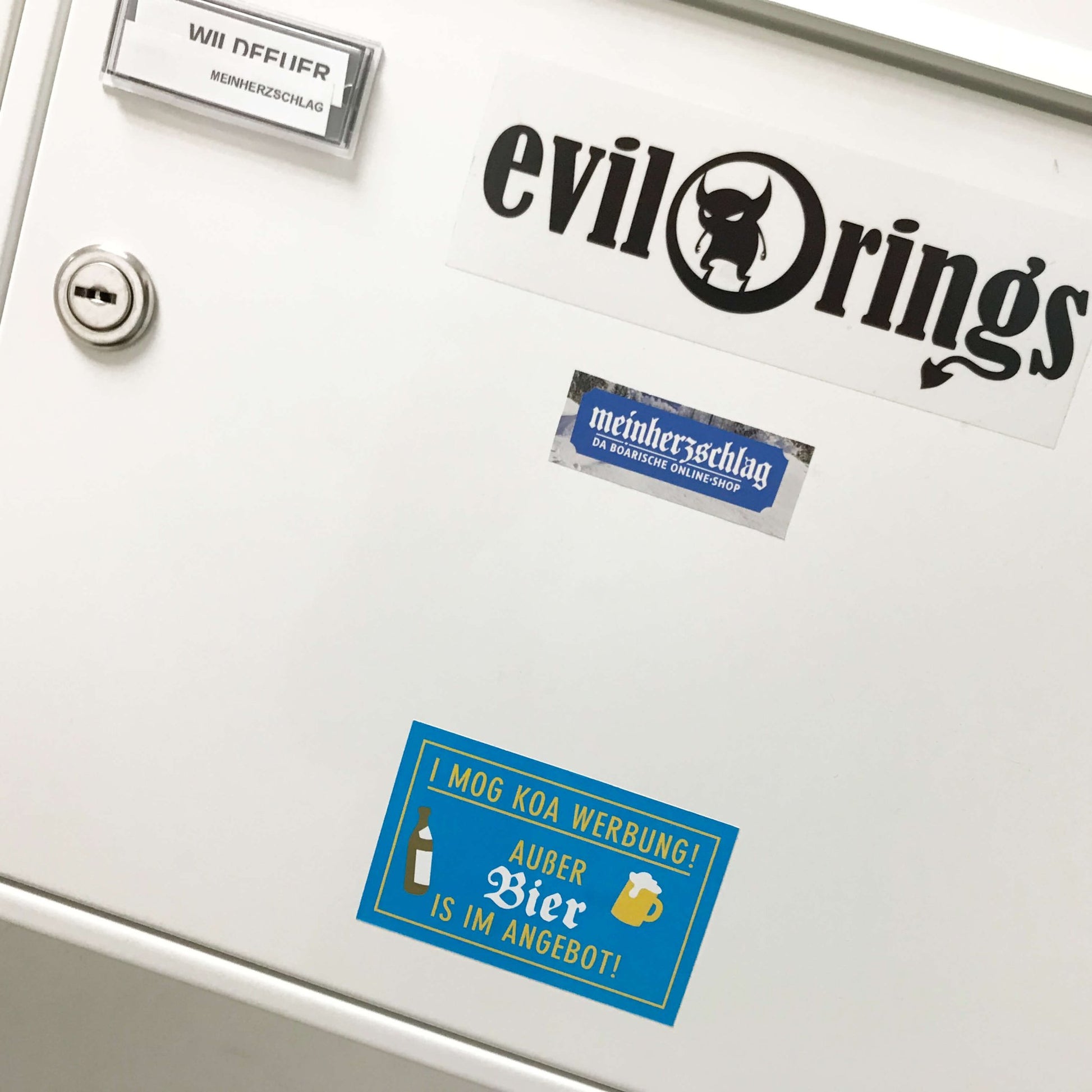 Briefkastenaufkleber "Bier im Angebot" - meinherzschlag.de