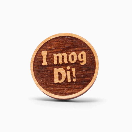 Holz-Ansteck-Pin "I mog Di!"