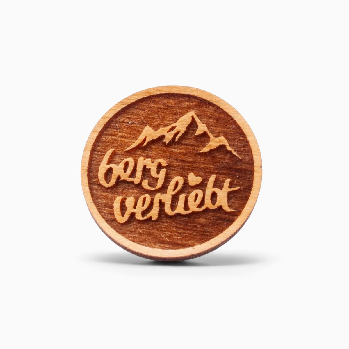 Holz-Ansteck-Pin "bergverliebt"