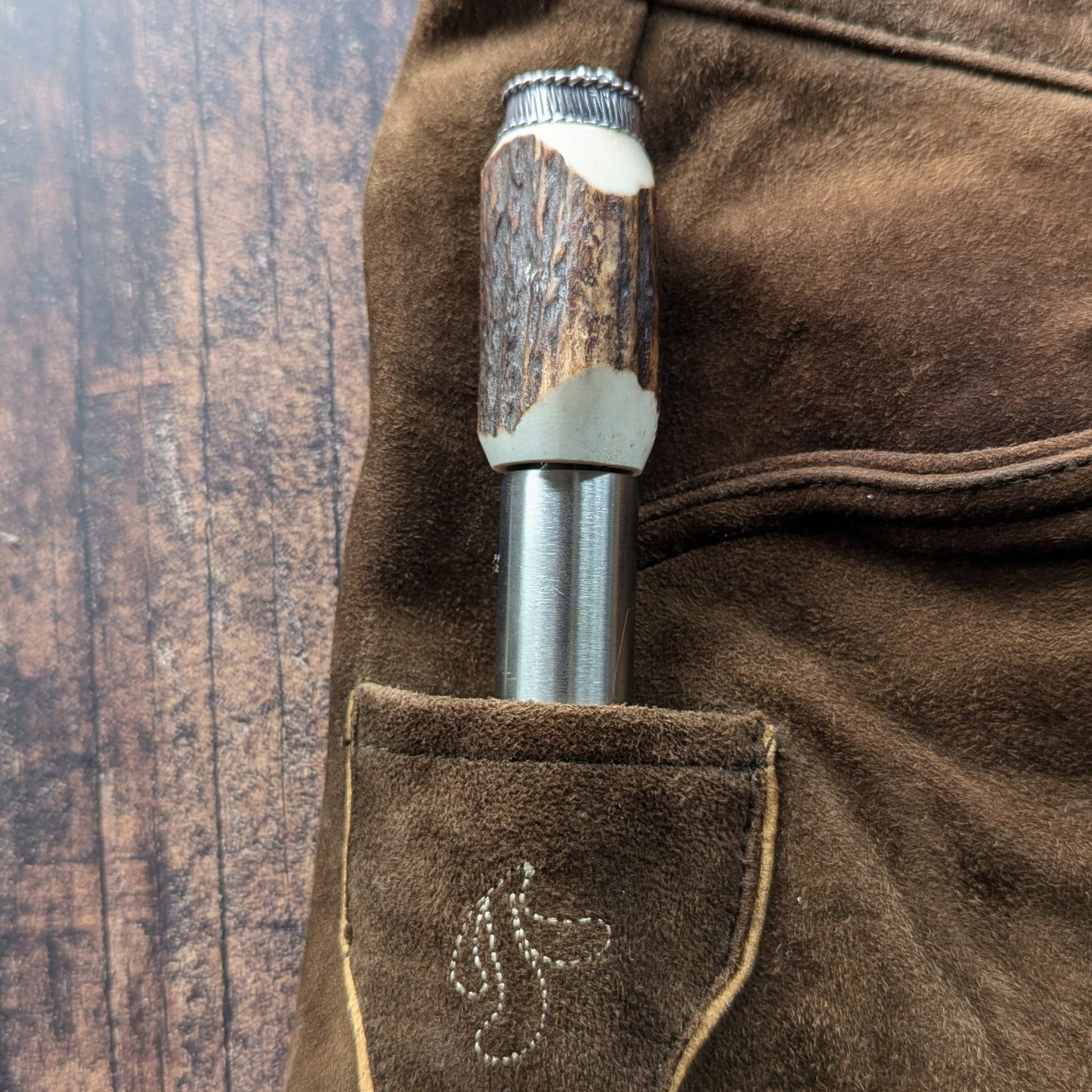 Hirschhorn - Lederhosen - Flachmann "Bayernwappen" - meinherzschlag.de