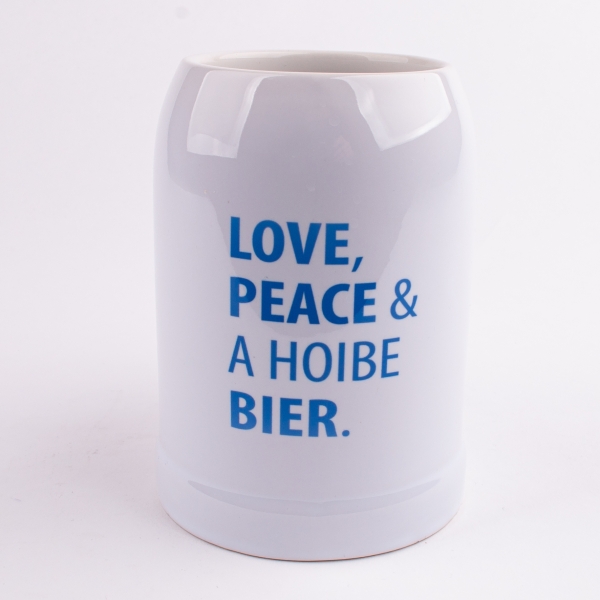 Bierkrug "Love, Peace & A Hoibe Bier"